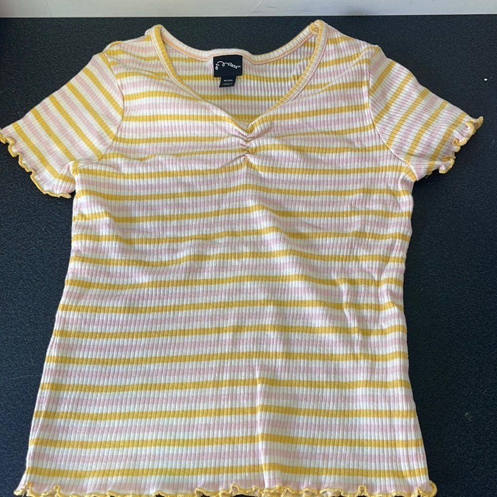 Art class tee